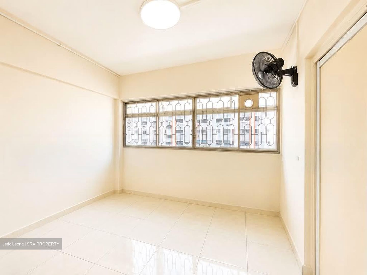 Blk 230 Hougang Avenue 1 (Hougang), HDB Executive #570584271